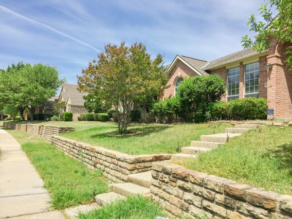 Sloped Yard Landscaping in Richland