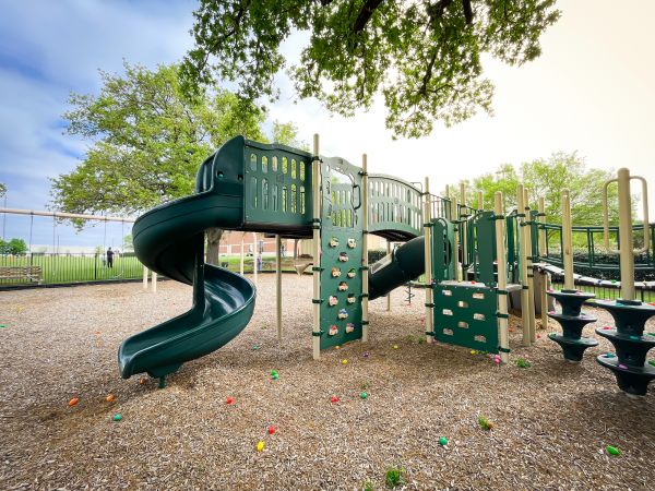 Playground Mulch Service in Richland
